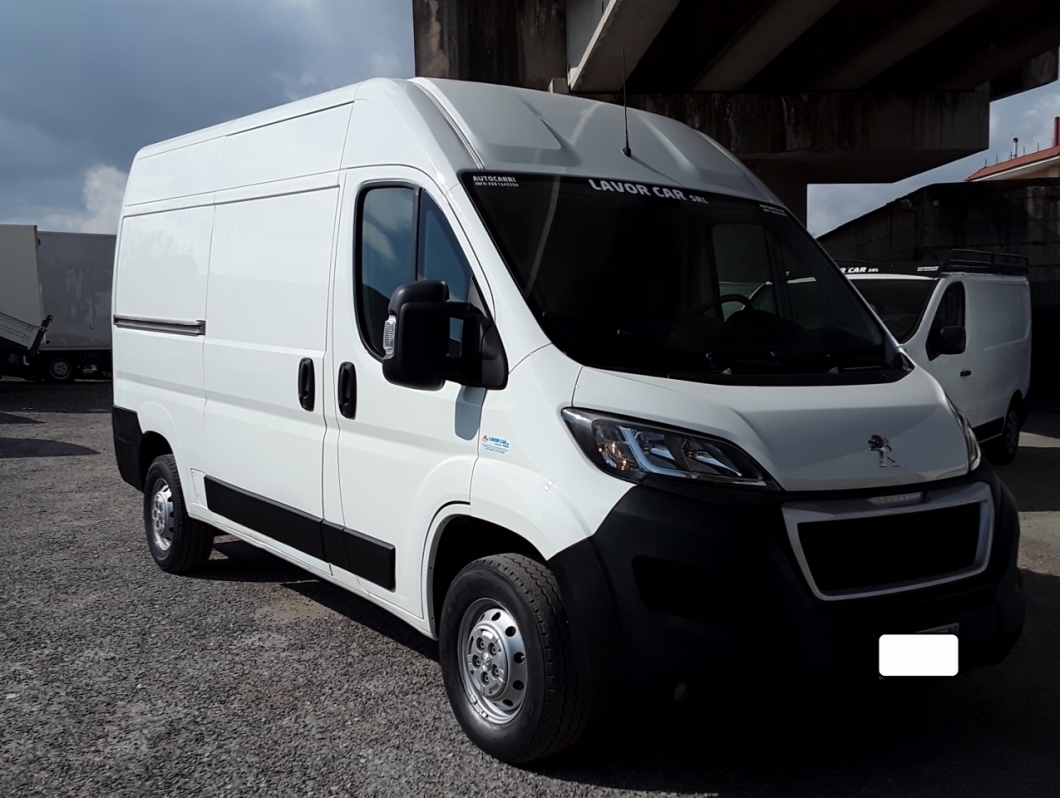 PEUGEOT BOXE..