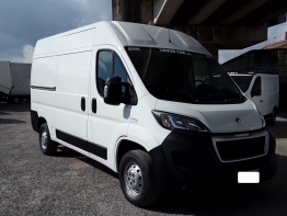 PEUGEOT BOXER FURGONE MEDIO 2019