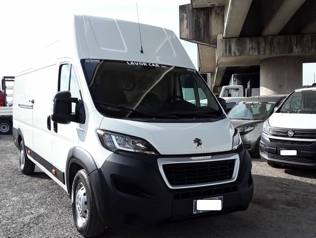 PEUGEOT BOXE..